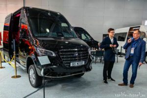 mercedes-sprinter-4wd-limousine